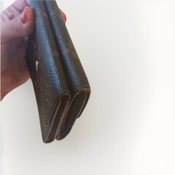 Authentic LOUIS VUITTON Elise trifold wallet vintage monogram - Picture 7 of 14